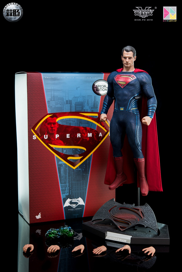 Hottoys MMS343《蝙蝠侠大战超人》- 超人 SUPERMAN 特别版