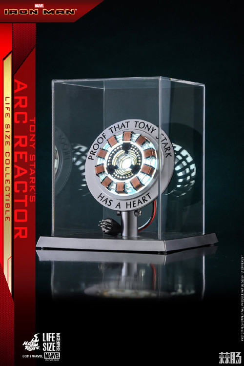 Hot Toys《钢铁侠》托尼•斯塔克胸口反应器1:1比例珍藏品