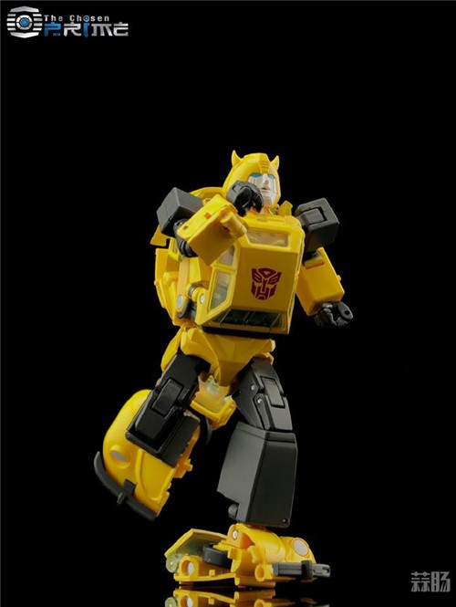 MP-45大黄蜂新玩具实物对比图 比MP-21大一圈