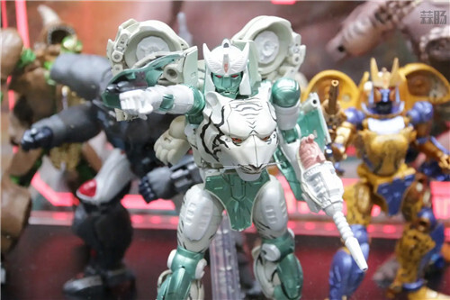 WF2020冬：MP-50白虎勇士 MP-51阿尔茜 SS大力神完全体现场图
