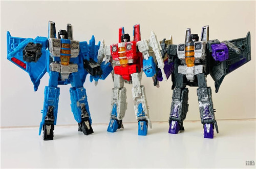Takara Tomy宣布变形金刚围城日版红惊闹三人组冬季发售