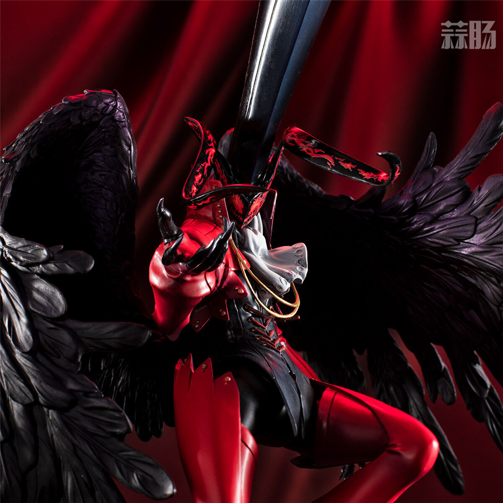 MegaHouse推出游戏角色DX《女神异闻录5》的亚森 周年纪念版手办