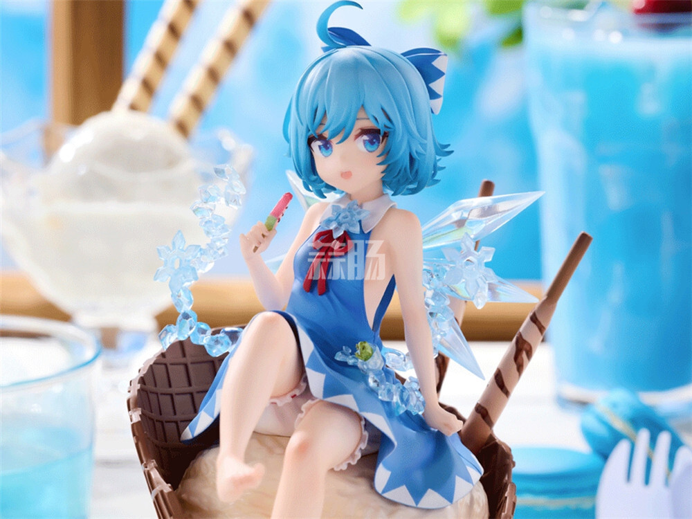 青时雨推出东方Project 琪露诺 夏日冰精 1/7手办