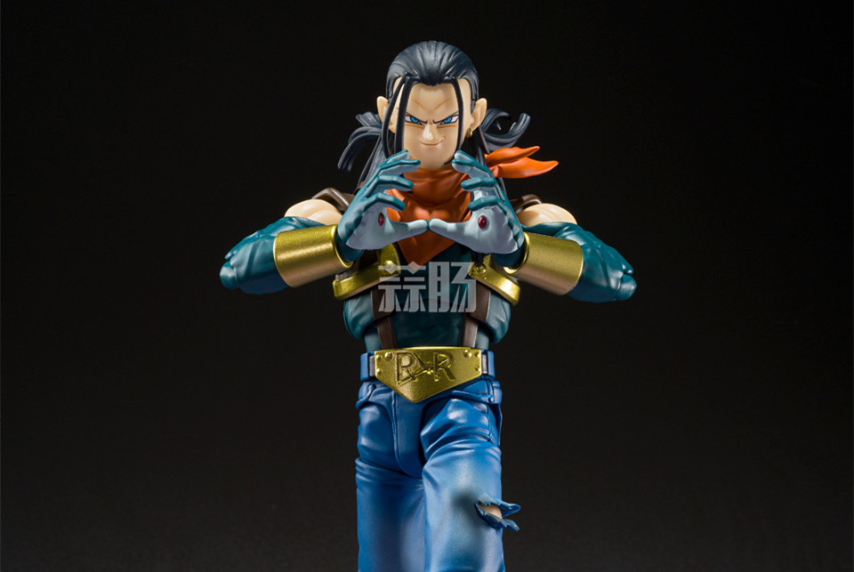 万代推出SHF《龙珠GT》超级17号 可动人偶