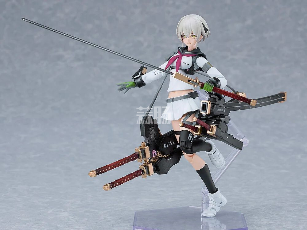 MaxFactory推出PLAMAX《重兵装型女高中生》壹 [Early]拼装人偶
