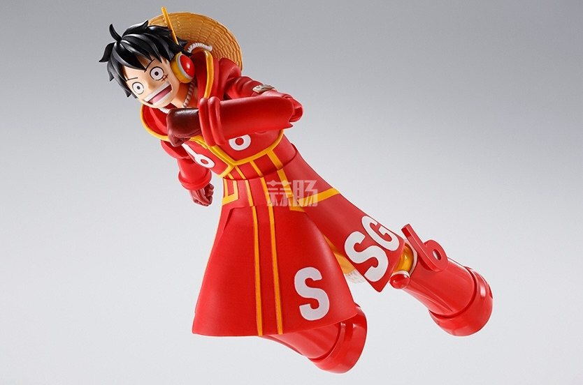 万代推出SHF《海贼王》蒙奇·D·路飞-未来岛艾格赫德-可动人偶