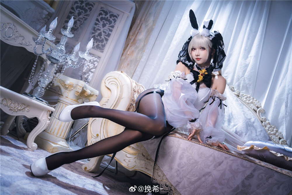 《碧蓝航线》可畏白兔兔 WB：挽希~