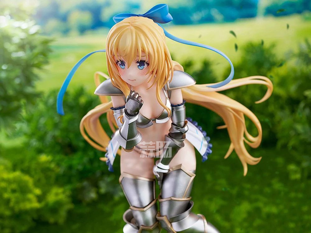 klockworx推出《哥布林杀手》女神官 比基尼铠甲ver.1/7手办